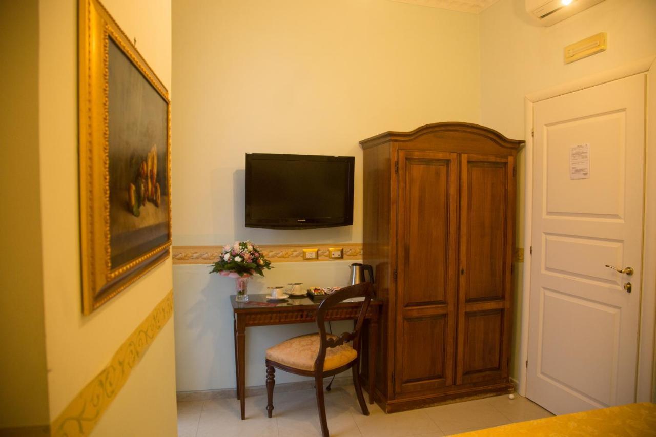B&B Art Suite Santa Brigida Napoli Bagian luar foto