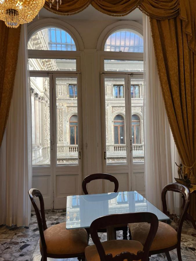B&B Art Suite Santa Brigida Napoli Bagian luar foto