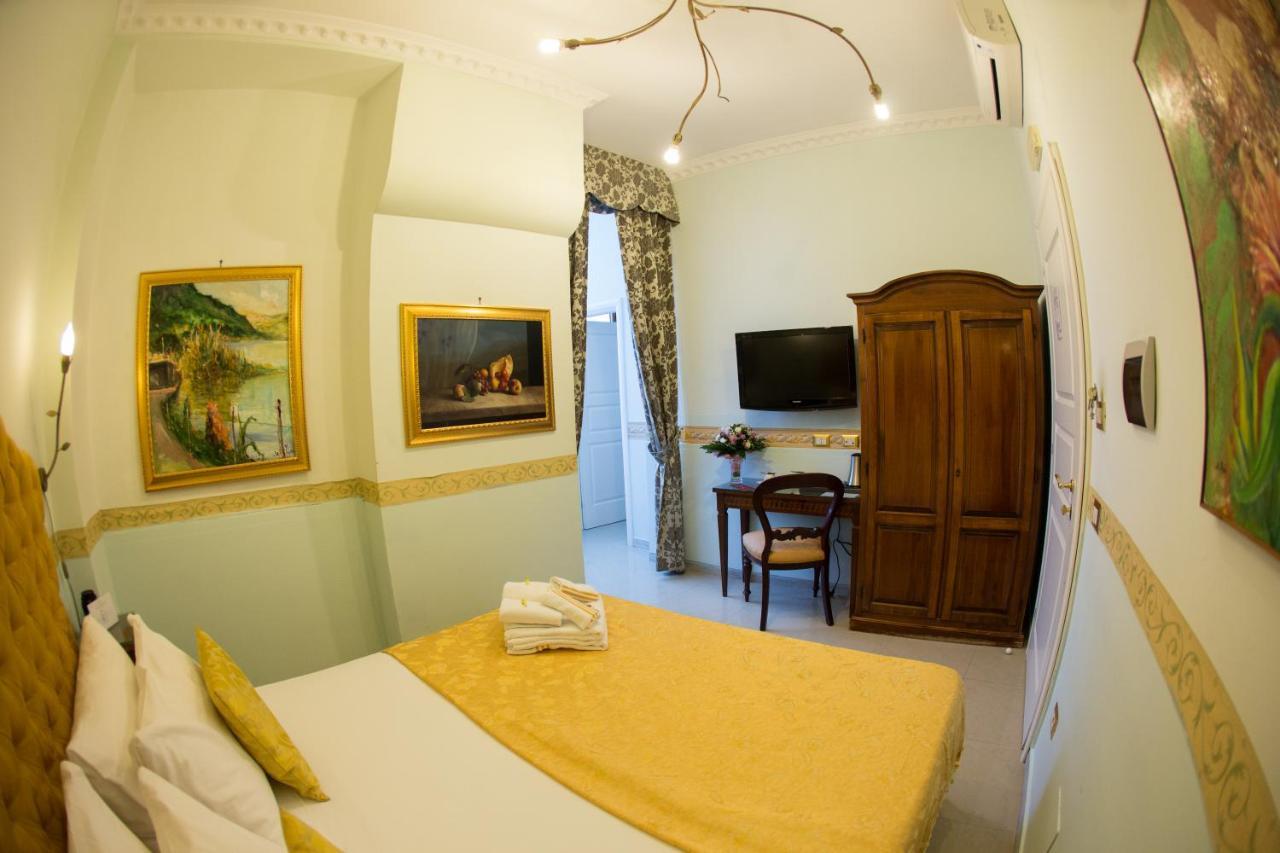 B&B Art Suite Santa Brigida Napoli Bagian luar foto